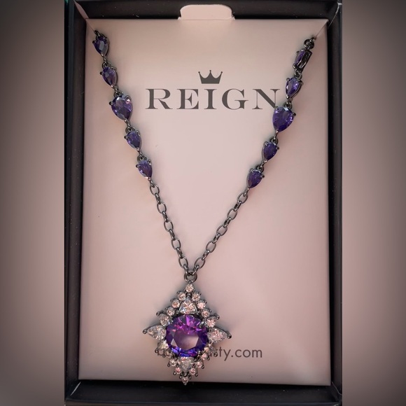 Bomb Party Reign Villain Under Her Rule Necklace - Picture 4 of 7